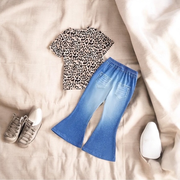 Trendy Girls' 2pcs Leopard Heart Outfit Set - Perfect for all events - Picture 2 of 7